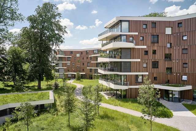 Living in the Spinnereipark / Behnisch Architekten - Apartments, Facade