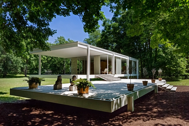 Instalación en la casa Farnsworth presenta muebles originales de Edith Farnsworth - Imagen Principal