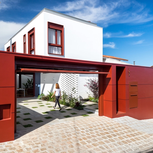 Casa Grená / Nommo Arquitetos - Fotografia de Exterior, Casas, Porta, Fachada