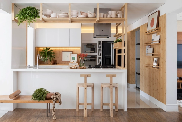 Cozinha Aurélia / Renato Mendonça Arquitetura - Fotografia de Interiores, Design De Interiores, Cozinha, Fachada, Porta, Mesa, Bancada, Cadeira