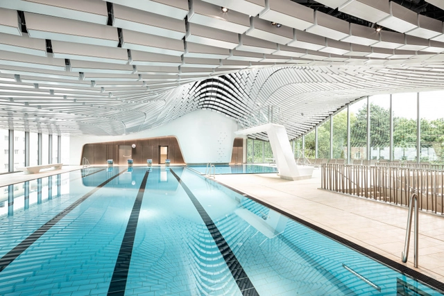 Dinâmica dos fluidos: piscinas icônicas ao redor do mundo - Imagem de Destaque