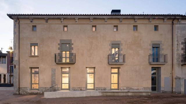 El Mallol Civic Center Renovation / Carles Crosas + SOG design - Exterior Photography, Adaptive Reuse, Facade, Door