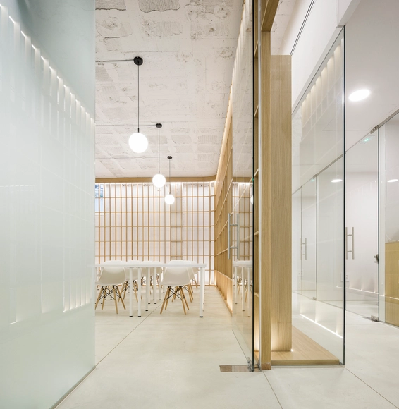 Dental Clinic in Los Remedios / PRÁCTICA - Interior Photography, Healthcare Interiors