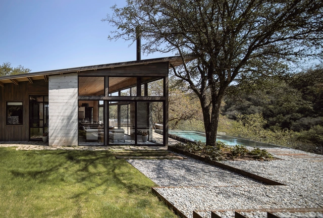 Casa El Barrial / ByMura Design Studio - Fotografía exterior, Casas, Jardín, Puerta, Fachada, Fijación Vigas