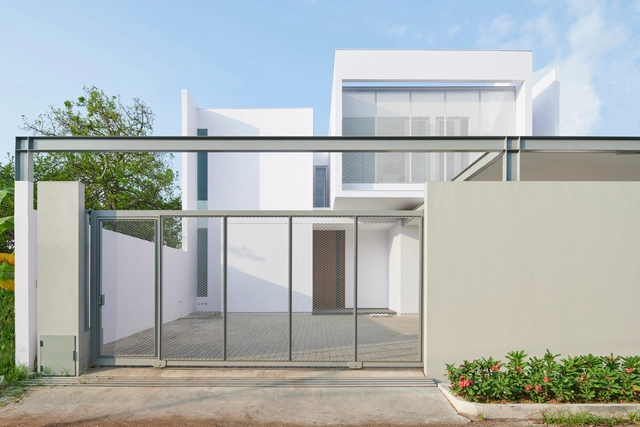 VY House / Rakta Studio - Exterior Photography, Houses, Facade, Handrail
