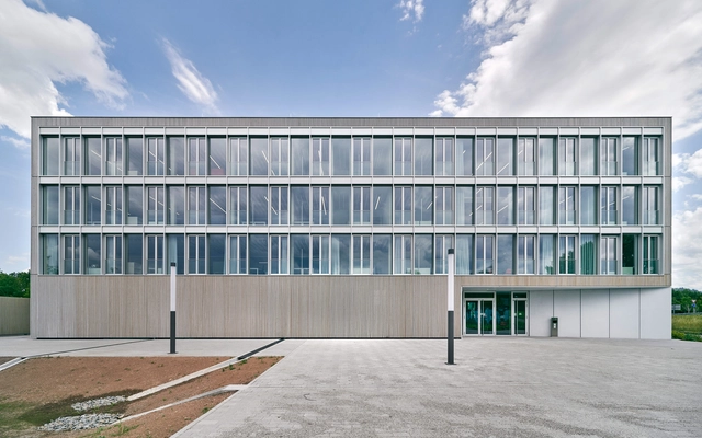 RIZ 能源技术创新中心 / Birk Heilmeyer und Frenzel Architekten - 建筑图, 研究中心, 表皮