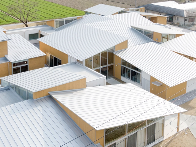 Centro de Aprendizagem da Comunidade Central de Taga / Onishimaki + Hyakudayuki Architects - Fotografia de Interiores, Prefeitura