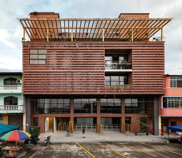 Casas de uso mixto: incorporando lo comercial, cultural o industrial en la vivienda - Imagen Principal