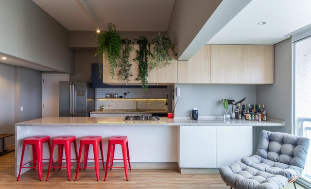 Apartamento TOY / Leandro Matsuda Arquitetura - Fotografia de Interiores, Interiores De Apartamentos, Cozinha, Bancada, Mesa, Cadeira, Pia