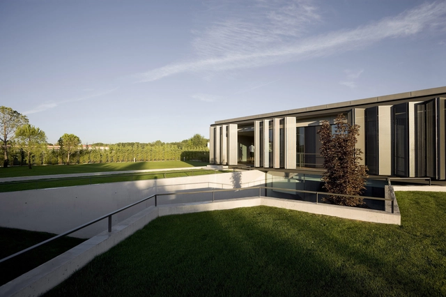Casa Domínguez / José María Gastaldo + Enrique Jerez - Fotografía exterior, Interiores De Casas, Jardín, Fachada