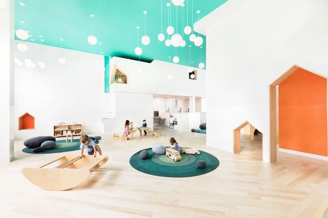 Pedadogía Pikler en la arquitectura: Juegos de madera y espacio de libertad - Imagen Principal