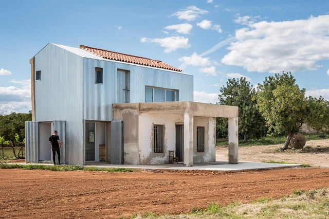 La Caseta / Alberto Facundo Arquitectura - Fotografía exterior, Renovación, Puerta, Fachada