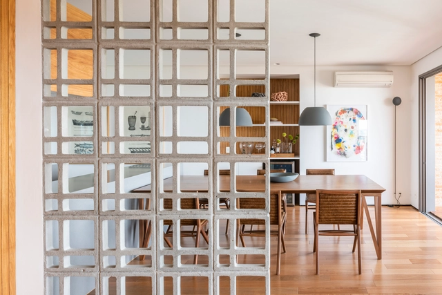 Interiores brasileiros: 11 projetos com elementos vazados - Imagem de Destaque