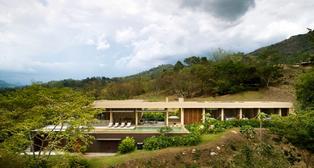 Casa VO / BAQUERIZO Arquitectos - Fotografía exterior, Casas, Jardín, Fachada, Bosque