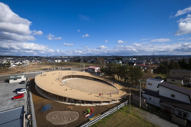 Escola Infantil Yoshino / Tezuka Architects - Fotografia de Exterior, Jardim De Infância