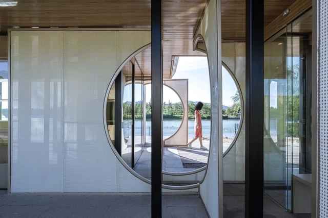 Screen Pavilion / Ray&Emilio Studio - Interior Photography, Visitor Center, Door, Facade