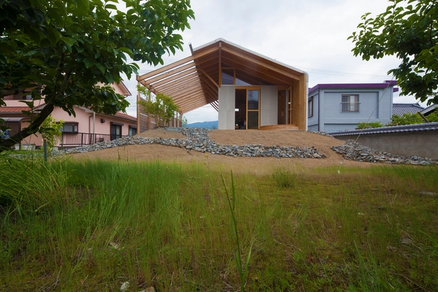 半“谷仓”住宅 / 芦泽龙一建筑事务所 - 建筑图, 独立住宅