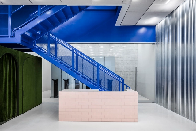 Tienda Off-White Miami / Virgil Abloh + AMO - Fotografía interior, Interiores Comerciales, Escaleras
