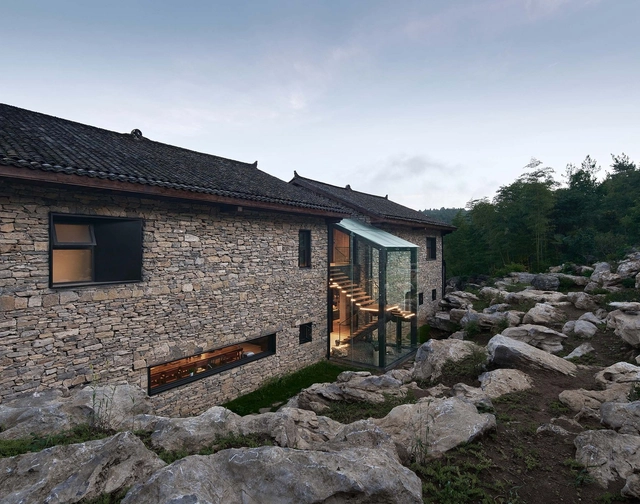 Casa Nanchawan tribo Shiwu / The Design Institute of Landscape and Architecture China Academy of Art - Fotografia de Exterior, Albergues