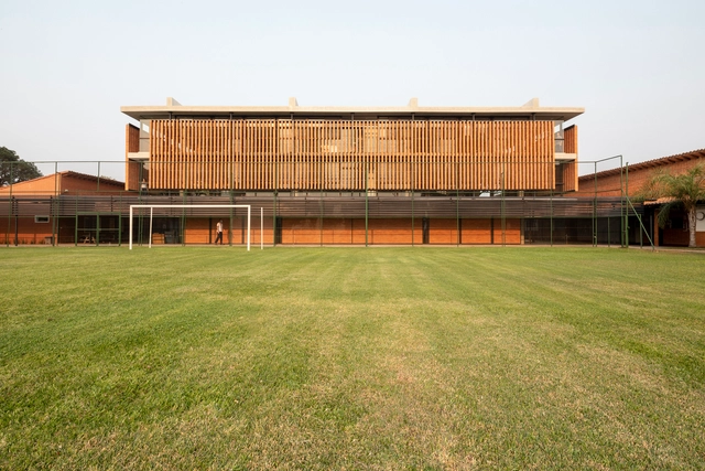 Colegio ASA STEAM / Equipo de Arquitectura - Fotografía exterior, Escuelas, Jardín, Fachada