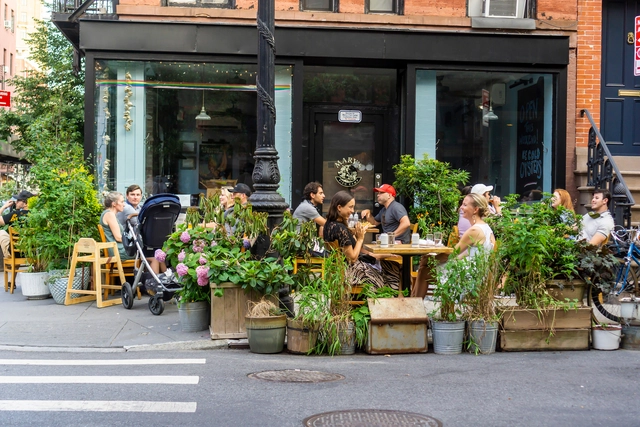 New York's Open Restaurants Program for Outside Dining to Be Made Permanent - Featured Image