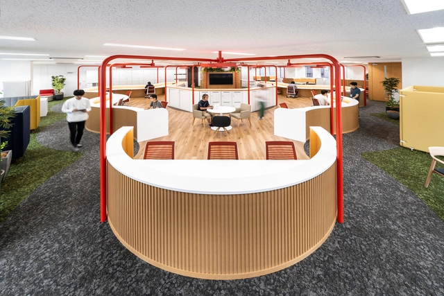  Fontworks Inc. Fukuoka Creative Lab / PRISM DESIGN - Interior Photography, Offices Interiors, Table, Chair