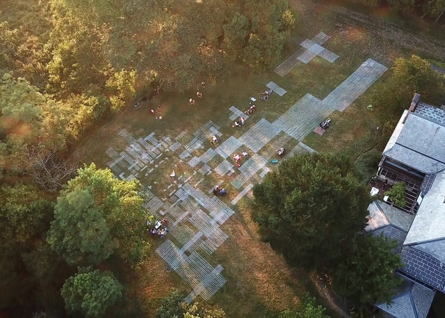 A arte urbana do distanciamento social - Imagem de Destaque