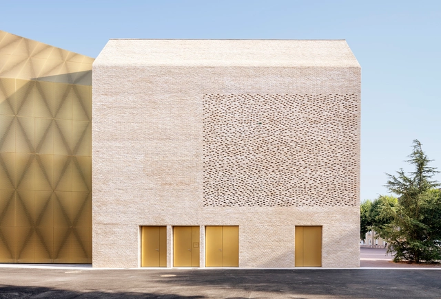 Grand Palais Cinema / Antonio Virga Architecte - Exterior Photography, Cinema, Facade