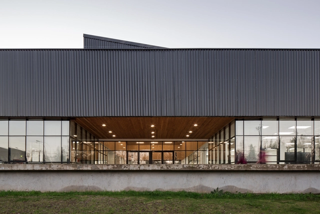 Edificio 14K / Felipe Arce - Fotografía exterior, Ampliación, Fachada