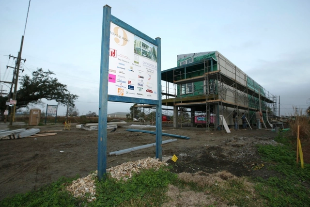 Casa projetada por David Adjaye para fundação de Brad Pitt será demolida por falhas na execução - Imagem de Destaque