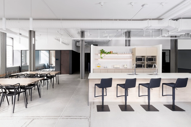 Dialogue Head Office / Blanchette Architectes - Interior Photography, Office Buildings, Table, Chair