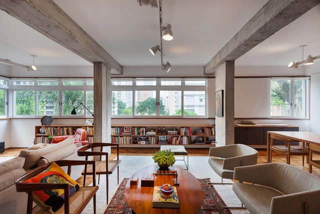 MF Apartment / Firma Arquitetura + Bruno Kim Arquitetura - Interior Photography, Apartment Interiors, Beam, Table, Chair
