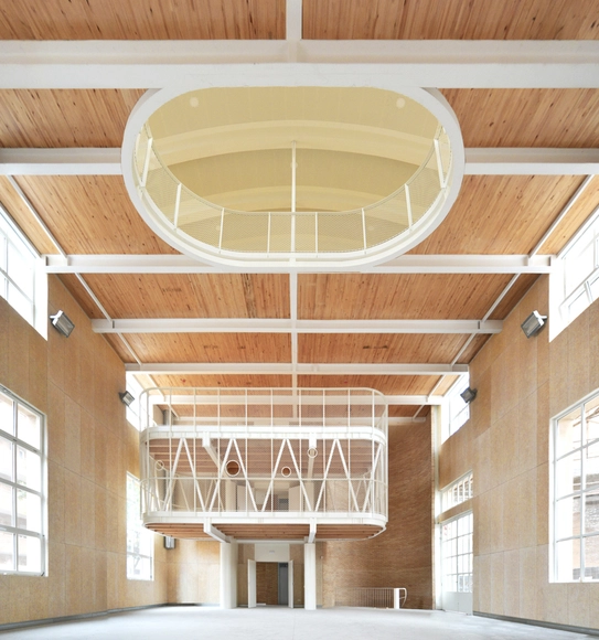 46 Viviendas en antigua fábrica Fabra & Coats / Roldán + Berengué - Fotografía interior, Renovación, Fijación Vigas