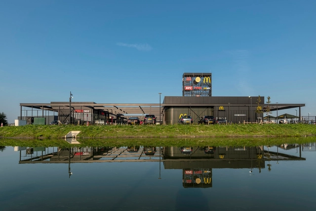 荷恩综合交通服务站 / WRK Architecten - 建筑图, 餐饮建筑