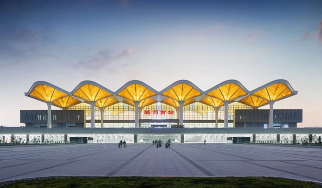 汉十高铁随州南站，24片‘银杏屋顶’ / 中南建筑设计院 - 建筑图, 火车站, 表皮