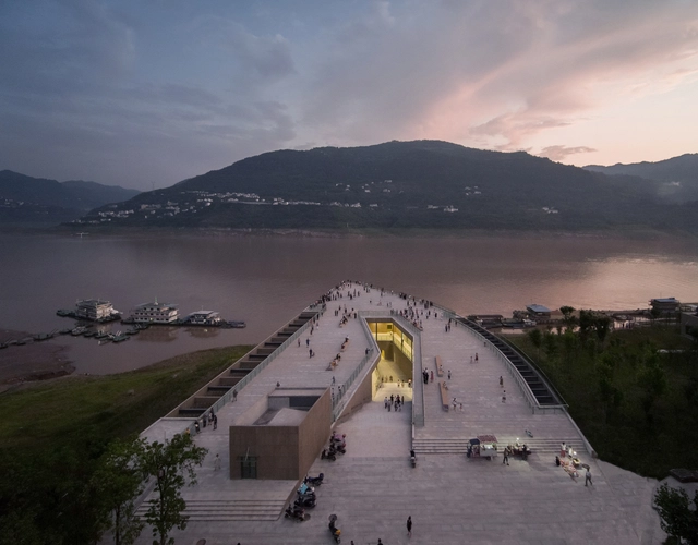 Centro de Visitantes Yunyang Riverfront em Chongqing / Atelier Deshaus - Fotografia de Exterior, Arquitetura Cultural