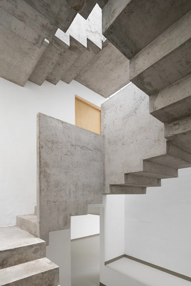 Casa T / LANZA Atelier - Fotografia de Interiores, Interiroes De Casas, Escada