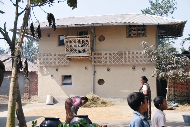 HOMEmade家庭住宅 / Studio Anna Heringer - 建筑图, 独立住宅, 表皮