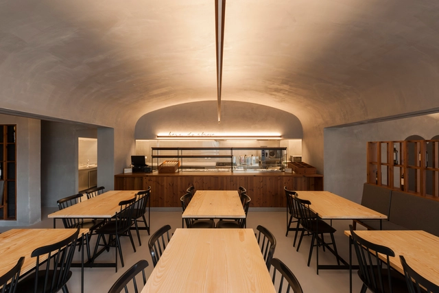 HORA Bistrô / NoArq - Fotografia de Interiores, Interiores De Restaurantes E Bares, Porta, Arco, Mesa, Cadeira