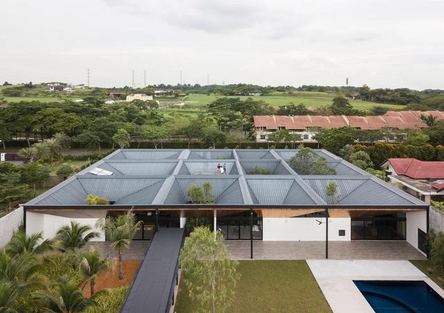 回廊天井之家 / Formwerkz Architects - 建筑图, 独立住宅