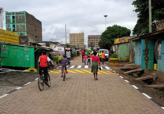 Como um espaço público pode transformar uma vizinhança inteira? A ideia de rua modelo da UN-Habitat - Imagem de Destaque