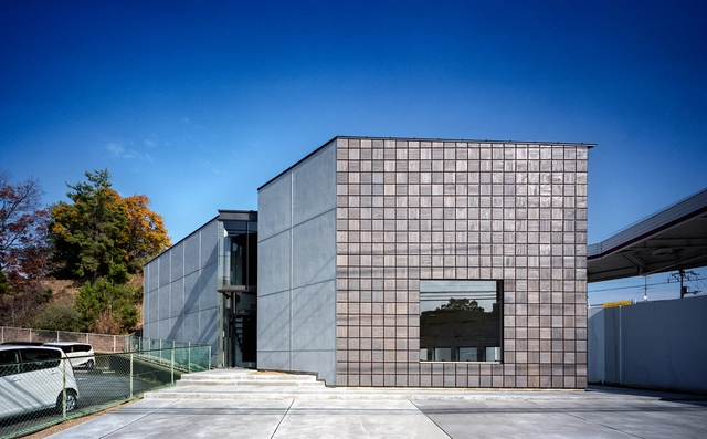 Store+House in Gakuenmae / FujiwaraMuro Architects - Exterior Photography, Store, Facade