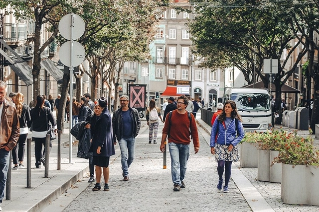 Engajamento comunitário e capital social são essenciais para a segurança nas ruas - Imagem de Destaque