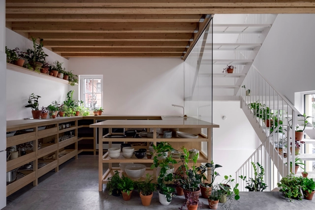蒙特利尔NMBHD公寓, 一屋三翼 / Studio Jean Verville architectes - 室内图, 独立住宅, 楼梯