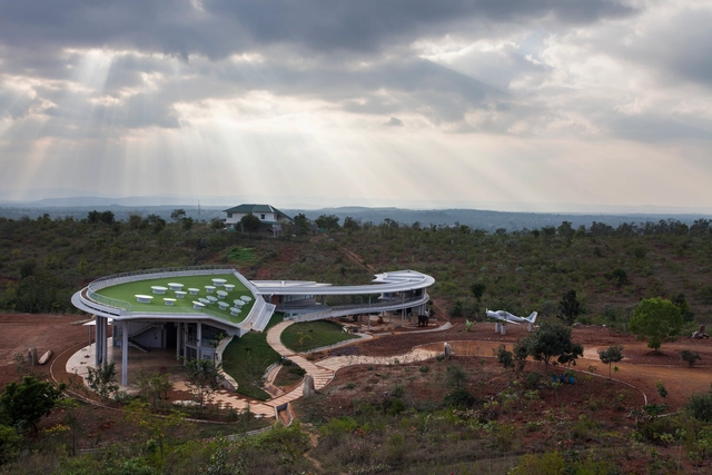 阿加斯蒂亚国际基金会的艺术与创新中心 / Mistry Architects - 建筑图, 教育建筑