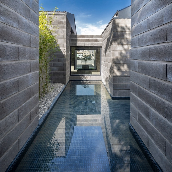 Sala de exposición de la fábrica Aptus / Hooba Design - Fotografía exterior, Showroom