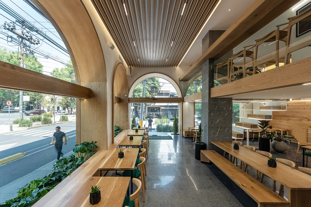 Restaurante Green Grass Condesa / Taller David Dana - Fotografía interior, Renovación, Fachada, Puerta, Fijación Vigas, Bancas, Sillas