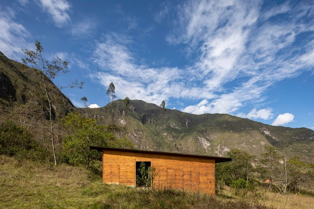 Casa El caballo de Turín  / Jorge Ramón Giacometti Taller de Arquitectura - Fotografía exterior, Casas, Bosque