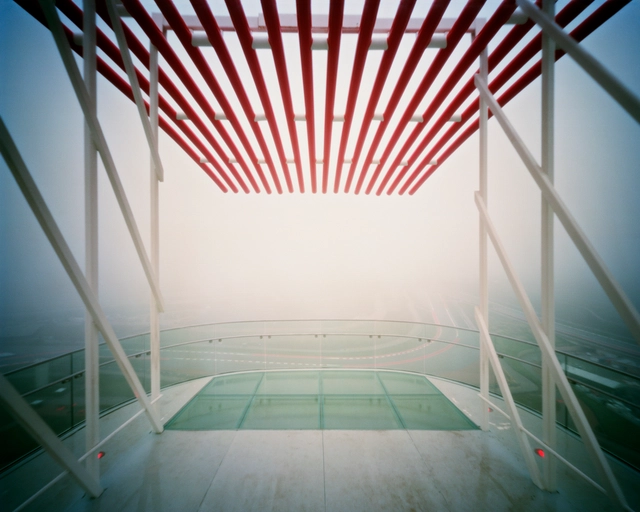 Fotógrafo usa câmeras pinhole para registrar obras do escritório Miró Rivera  - Cinema E Arquitetura