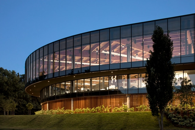 Reabilitação Metro YMCA / Bora Architects + LEVER Architecture - Fotografia de Exterior, Renovação, Fachada, Arco